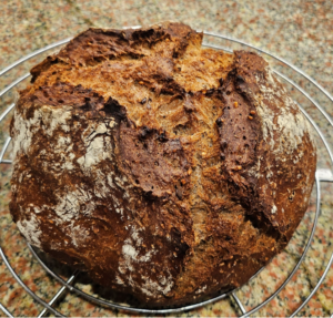 Brot Gusseisentopf
